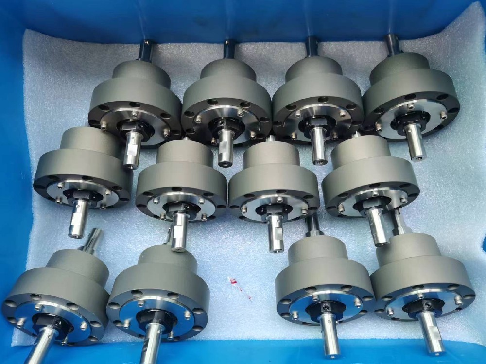 在选择机械加工方法时,需要考虑以下多个因素,以确保选择最合适的加工技术和工艺